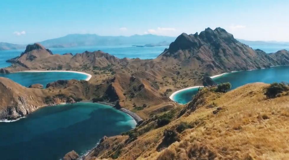 Komodo Tour 4 Days 3 Nights from Labuan Bajo to Lombok